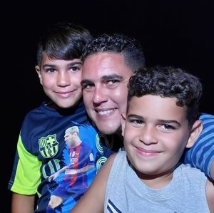 Meet your Posher, Joel